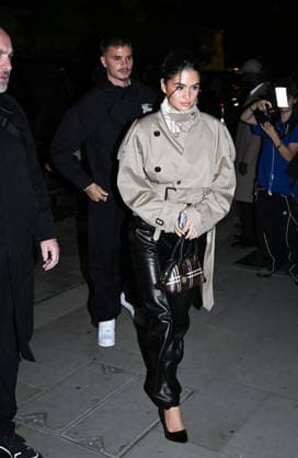 Kim Turnbull at the Burberry Spring Summer 2027 Ready-to-Wear Collection show during London Fashion Week (LFW) on September 21, 2026. Gedeon Taieb, Bestimage. Celebrities at the Burberry Spring Summer 2027 Ready-to-Wear Collection show during London Fashion Week (LFW) on September 21, 2026, London, United Kingdom  Copyright: xGedeonxTaiebx xBestimagexGedeonxTaiebx xBestimagex