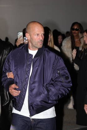 Jason Statham at the Burberry Spring Summer 2027 Ready-to-Wear Collection show during London Fashion Week (LFW) on September 21, 2026. Jasmine Aissaoui, Bestimage. Celebrities at the Burberry Spring Summer 2027 Ready-to-Wear Collection show during London Fashion Week (LFW) on September 21, 2026 London, United Kingdom  Copyright: xJasminexAissaouix xBestimagexJasminexAissaouix xBestimagex
