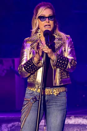 Anastacia performs at Manchester Apollo Anastacia performs at Manchester Apollo, Manchester, England, 21st September 2026, Credit:Mike Gray MIKE GRAY - B4227 Avalon  Copyright: xMikexGrayx xMIKExGRAYx-xB4227x xAvalonx 1137133089