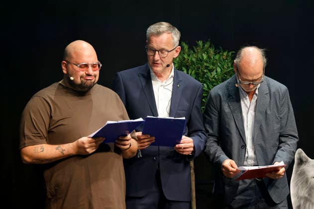 Bora, Axel Tschersich, and Martin Brambach at the 10th Recklinghäuser Hurz Comedy Award ceremony at the Ruhrfestspielhaus in Recklinghausen, September 21, 2026 Foto:xT.xSchröerx xFuturexImagex hurz_6978