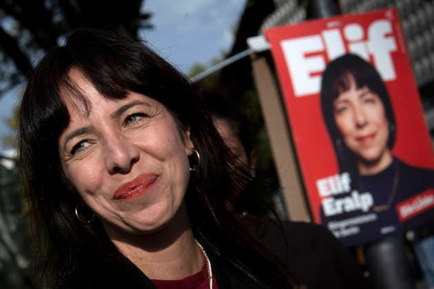 Elif Eralp, Die Linke Campaign Closing Event, DEU, Germany, Berlin, September 18, 2026 Elif Eralp, lead candidate for Die Linke in Berlin, at a rally marking the en