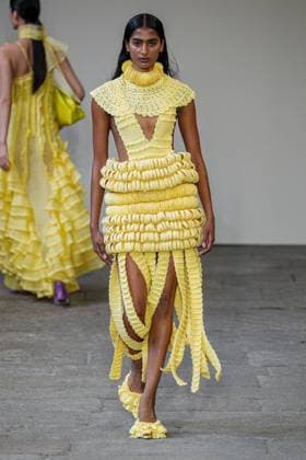 IPA88836091 - Milan, Milan Women™s Fashion Week Spring Summer 2027 - Women™s Fashion, Spring Summer 2027 - J.Salinas fashion show - runway Pictured: models  Copyright: xRiccardoxGIordanox xRiccardoxGiordano IPAx IPA88836091