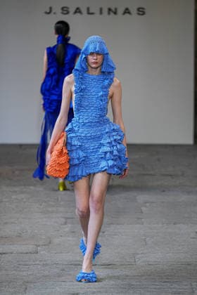 IPA88836300 - Milan, Milan Women™s Fashion Week Spring Summer 2027 - Women™s Fashion, Spring Summer 2027 - J.Salinas fashion show - runway in the photo: models  Copyright: xRiccardoxGIordanox xRiccardoxGiordano IPAx IPA88836300