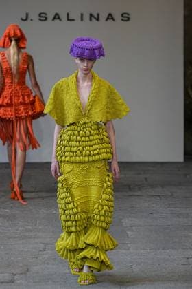 IPA88836148 - Milan, Milan Women™s Fashion Week Spring Summer 2027 - Women™s Fashion, Spring Summer 2027 - J.Salinas fashion show - runway in the photo: models  Copyright: xRiccardoxGIordanox xRiccardoxGiordano IPAx IPA88836148
