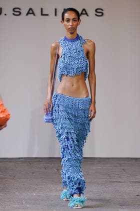 IPA88843018 - Milan, Milan Women™s Fashion Week Spring Summer 2027 - Women™s Fashion, Spring Summer 2027 - J. Salinas fashion show - runway - pictured: Model.  Copyright: xCinziaxCamelax xx IPA88843018