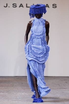 IPA88843077 - Milan, Milan Women™s Fashion Week Spring Summer 2027 - Women™s Fashion, Spring Summer 2027 - J. Salinas fashion show - runway - pictured: Model.  Copyright: xCinziaxCamelax xx IPA88843077
