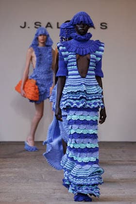 IPA88843125 - Milan, Milan Women™s Fashion Week Spring Summer 2027 - Women™s Fashion, Spring Summer 2027 - J. Salinas fashion show - runway - pictured: Models, finale of the fashion show.  Copyright: xCinziaxCamelax xx IPA88843125