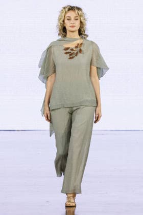 IPA88846234 - Milan, Milan Women™s Fashion Week Spring Summer 2027 Martino Midali Fashion Show pictured: model.  Copyright: xCinziaxCamelax xx IPA88846234