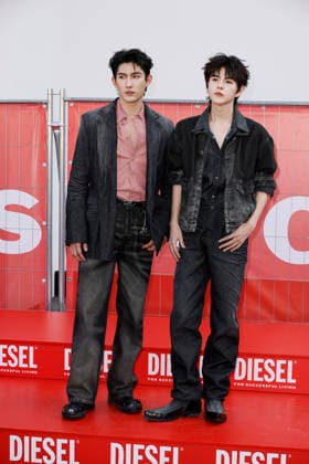 MFW Spring Summer 2027 Diesel Photocall MP MILAN, ITALY - SEPTEMBER 22: Lyu Sitong, Ayden Sng attends the Diesel fashion show during Milan Fashion Week WOMEN S COLLECTION SPRING SUMMER 2027 on September 22, 2026 in Milan, Italy. Photo by Marco Piovanotto Abacapress.com Milan Italy  Copyright: xPiovanottoxMarco ABACAx
