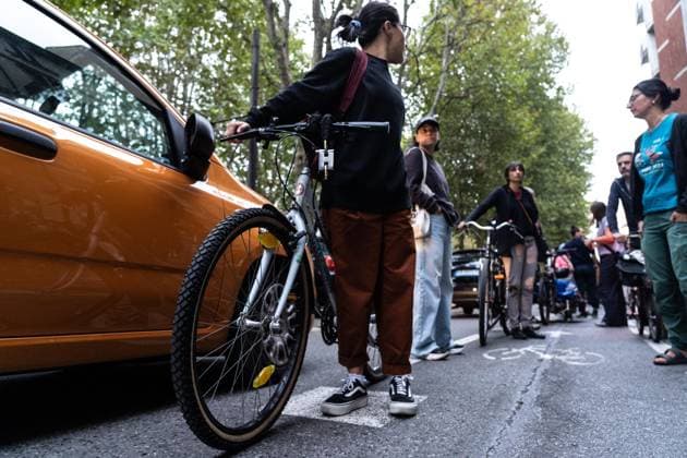 September 23, 2026, Turin, To, Italy: A human bike path to raise awareness about cycling deaths and accidents. Yesterday, Tuesday, September 22, a seven-year-old boy died while cycling to school. Turin, September 23, 2026. Turin Italy  - ZUMAa289 20260923_zia_a289_010 Copyright: xSelenexDanielex xAgfx