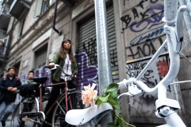September 23, 2026, Turin, To, Italy: A human bike path to raise awareness about cycling deaths and accidents. Yesterday, Tuesday, September 22, a seven-year-old boy died while cycling to school. Turin, September 23, 2026. Turin Italy  - ZUMAa289 20260923_zia_a289_016 Copyright: xSelenexDanielex xAgfx