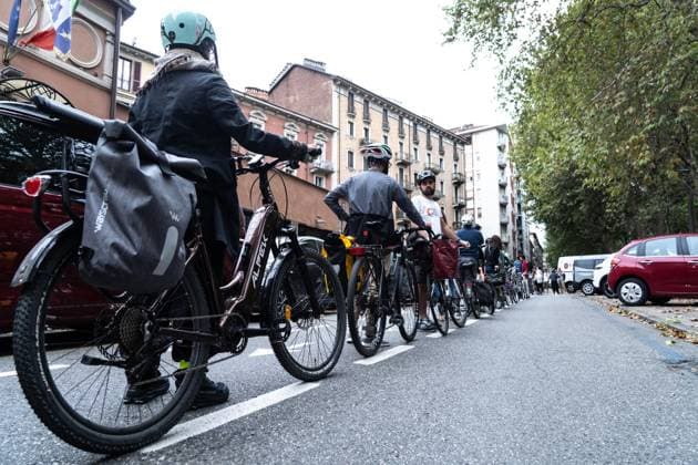 September 23, 2026, Turin, To, Italy: A human bike path to raise awareness about cycling deaths and accidents. Yesterday, Tuesday, September 22, a seven-year-old boy died while cycling to school. Turin, September 23, 2026. Turin Italy  - ZUMAa289 20260923_zia_a289_020 Copyright: xSelenexDanielex xAgfx