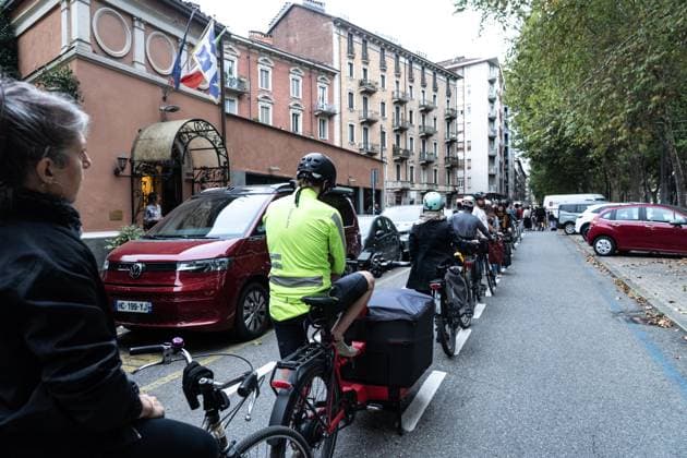 September 23, 2026, Turin, To, Italy: A human bike path to raise awareness about cycling deaths and accidents. Yesterday, Tuesday, September 22, a seven-year-old boy died while cycling to school. Turin, September 23, 2026. Turin Italy  - ZUMAa289 20260923_zia_a289_021 Copyright: xSelenexDanielex xAgfx