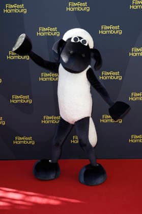 Shaun at the premiere of the movie *Shaun the Sheep: The Beast of Mossy Bottom* at the 34th Filmfest Hamburg 2026 at Cinemaxx Dammtor in Hamburg, September 25, 2026 Foto:xC.xTamckex xFuturexImagex shaun_6903