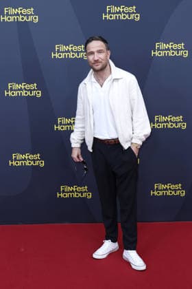 Frederick Lau at the premiere of *Nachtschicht: Sterben verboten* on ZDF on September 25, 2026, at Cinemaxx as part of the 34th Film Festival in Hamburg. Frederick Lau attends the premiere of *Nachtschicht: Sterben verboten* on September 25, 2026 during the 34th Film Festival in Hamburg, Germany. Nachtschicht film premiere at the 34th Film Festival in Hamburg