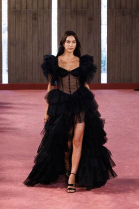 IPA88975231 - Milan, Milan Women™s Fashion Week Spring Summer 2027 - Women™s Fashion, Spring Summer 2027 - Blumarine fashion show - guests - Pictured: Irina Shayk  Copyright: xCinziaxCamelax xx IPA88975231