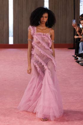IPA88975285 - Milan, Milan Women™s Fashion Week Spring Summer 2027 - Women™s Fashion, Spring Summer 2027 - Blumarine fashion show - guests - Pictured: model  Copyright: xCinziaxCamelax xx IPA88975285