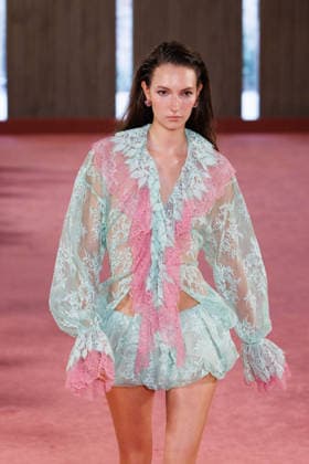 IPA88975363 - Milan, Milan Women™s Fashion Week Spring Summer 2027 - Women™s Fashion, Spring Summer 2027 - Blumarine fashion show - guests - Pictured: model  Copyright: xCinziaxCamelax xx IPA88975363