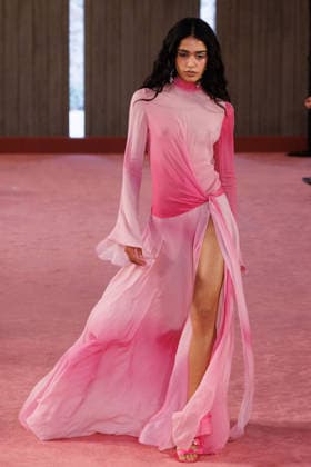 IPA88975499 - Milan, Milan Women™s Fashion Week Spring Summer 2027 - Women™s Fashion, Spring Summer 2027 - Blumarine fashion show - guests - Pictured: model  Copyright: xCinziaxCamelax xx IPA88975499
