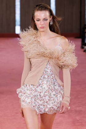 IPA88975609 - Milan, Milan Women™s Fashion Week Spring Summer 2027 - Women™s Fashion, Spring Summer 2027 - Blumarine fashion show - guests - Pictured: model  Copyright: xCinziaxCamelax xx IPA88975609