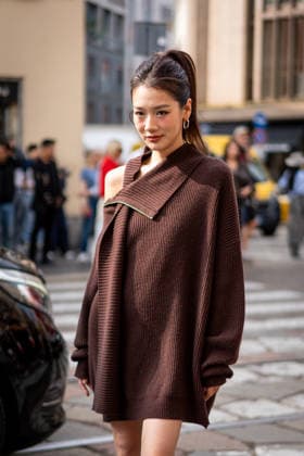Street Style: Sportmax fashion show during the Milan Fashion Week - Womenswear Spring Summer 2027 in Milan, Italy, on 25 September 2026 Street Style: A guest is seen outside of the Sportmax fashion show during the Milan Fashion Week - Womenswear Spring Summer 2027 in Milan, Italy, on 25 September 2026., Credit:Stefano Costantino TTL Stefano Costantino Avalon Italy, Milan  Copyright: xStefanoxCostantinoxTTLx xStefanoxCostantinox xAvalonx 1138226658