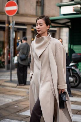Street Style: Sportmax fashion show during the Milan Fashion Week - Womenswear Spring Summer 2027 in Milan, Italy, on 25 September 2026 Street Style: A guest is seen outside of the Sportmax fashion show during the Milan Fashion Week - Womenswear Spring Summer 2027 in Milan, Italy, on 25 September 2026., Credit:Stefano Costantino TTL Stefano Costantino Avalon Italy, Milan  Copyright: xStefanoxCostantinoxTTLx xStefanoxCostantinox xAvalonx 1138226766