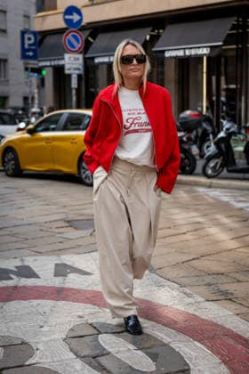 Street Style: Sportmax fashion show during the Milan Fashion Week - Womenswear Spring Summer 2027 in Milan, Italy, on 25 September 2026 Street Style: A guest is seen outside of the Sportmax fashion show during the Milan Fashion Week - Womenswear Spring Summer 2027 in Milan, Italy, on 25 September 2026., Credit:Stefano Costantino TTL Stefano Costantino Avalon Italy, Milan  Copyright: xStefanoxCostantinoxTTLx xStefanoxCostantinox xAvalonx 1138226845