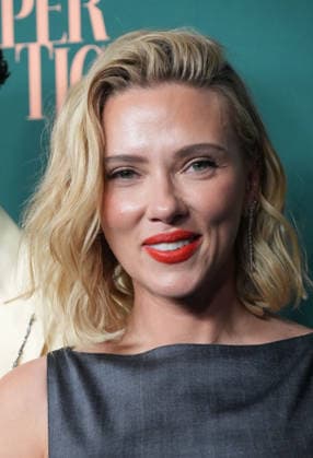 September 25, 2026, New York, Ny, USA: SCARLETT JOHANSSON attends the Paper Tiger Premiere at the 64th Annual New York Film Festival at Film at Lincoln Center, .Alice Tully Hall, NYC.September 25, 2026. . Paper Tiger Premiere at the 64th Annual New York Film Festival at Film at Lincoln Center, .Alice Tully Hall, NYC.September 25, 2026. . Paper Tiger Premiere at NYFF64, .Alice Tully Hall, NYC.September 25, 2026. New York USA - ZUMAms4_ 20260925_faf_ms4_015 Copyright: xSoniaxMoskowitzxGordonx
