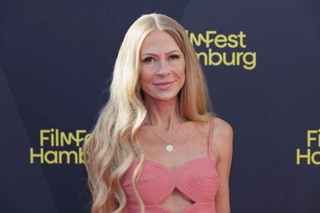 Jenny Elvers at the premiere of the film *Hygge* at the 34th Filmfest Hamburg 2026 at Cinemaxx Dammtor in Hamburg, September 25, 2026 Foto:xgbrcix xFuturexImagex hygge_6960