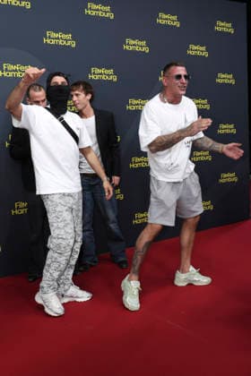 Gzuz at the premiere of the ARD series *Friesenjunkies* at the 34th Filmfest Hamburg 2026 at Cinemaxx Dammtor in Hamburg, September 25, 2026 Foto:xgbrcix xFuturexImagex friesenjunkies_6901
