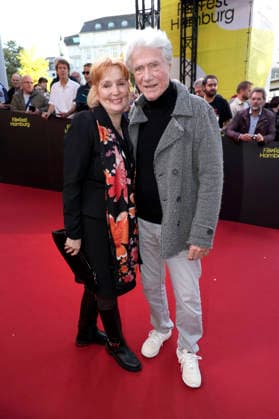 Verena Wengler with her husband Jürgen Prochnow at the premiere of the ZDF film *Nachtschicht: Sterben verboten* at the 34th Hamburg Film Festival 2026 at Cinemaxx Dammtor in Hamburg, September 25, 2026 Foto:xgbrcix xFuturexImagex nachtschicht_6901