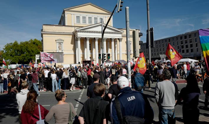 Reichsbürger Rally, September 26, 2026: Participants in the Reichsbürger rally plan to march through downtown Darmstadt carrying flags and historical symbols, and intend to hold a rally at Karolinenplatz in Darmstadt, Hesse, Germany, despite counter-demonstrations and restrictions.