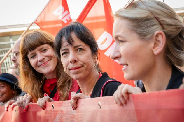 Kerstin Wolter, Elif Eralp, Ines Schwerdtner, EUR, Germany, Berlin, September 26, 2026 Kerstin Wolter, Elif Eralp, Ines Schwerdtner Die Linke Party bloc Nationwide social protests organized by the DGB and its member unions under the slogan You’ve Earned It: Your Work, Your Health, Your Pension
