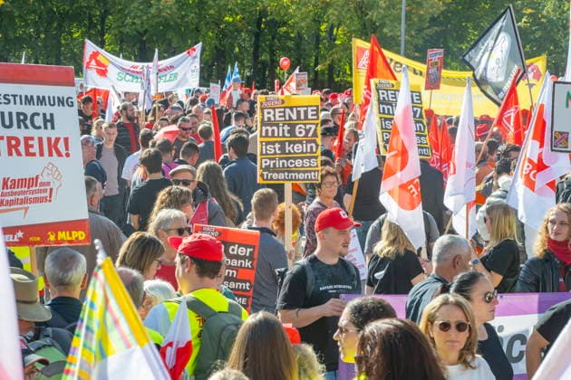 Thousands of demonstrators joined the German Trade Union Federation’s march in Saarbrücken and other cities on Saturday, September 26, 2026. The federal government’s reform agenda is not without controversy among the public. Most recently, the CDU’s historically poor results in the state elections were also bub