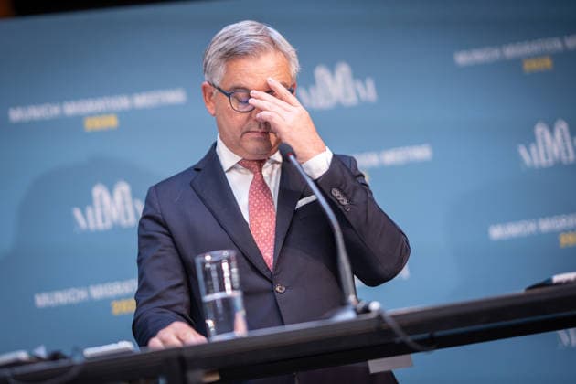 Magnus Brunner, EU Commissioner for Home Affairs and Migration, ÖVP, former Federal Minister of Finance of Austria 2nd Munich Migration Meeting: Meeting of European Ministers on the Implementation of the Migration Policy Shift, Munich, Bavaria, Germany, Hotel Bayerischer Hof
