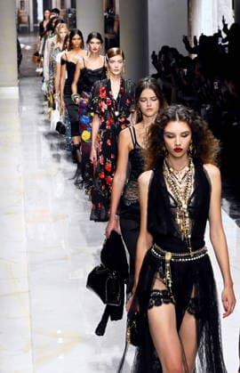 IPA88999308 - Milan, September 26, 2026 Dolce & Gabbana Women s Fashion Show  Copyright: xMaurizioxMaulex xMaurizioxMaulex IPA88999308
