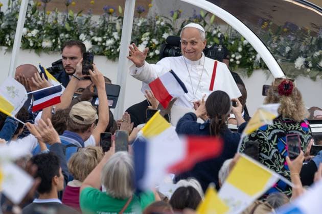 POPE S VISIT TO FRANCE PHOTOPQR OUEST FRANCE Stéphane Geufroi Paris September 26, 2026 Leon XIV begins aa historic four-day visit to France—an event for which one million people are expected. This Saturday, September 26, his visit to France included a massive Mass at Place de la Concorde attended by more than 700,000 faithful. September 25, 2026, Paris, France Pope Leo XIV is on an apostolic visit to France from September 25 to 28, 2026, Paris, France  Copyright: xPHOTOPQR OUESTxFRANCE MAXPPPxStéphanexGeufroix 20260926OFR2181 20260926OFR2181