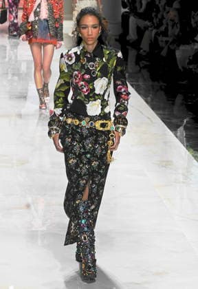 MFW - Dolce & Gabbana Runway Dolce & Gabbana presents its Women s Fashion Show during Milan Women s Fashion Week Spring Summer 2027 in Milan, Italy on September 26, 2026. Photo by Maurizio Maule IPA ABACAPRESS.COM Milan Italy  Copyright: xMaulexMaurizio IPA ABACAx