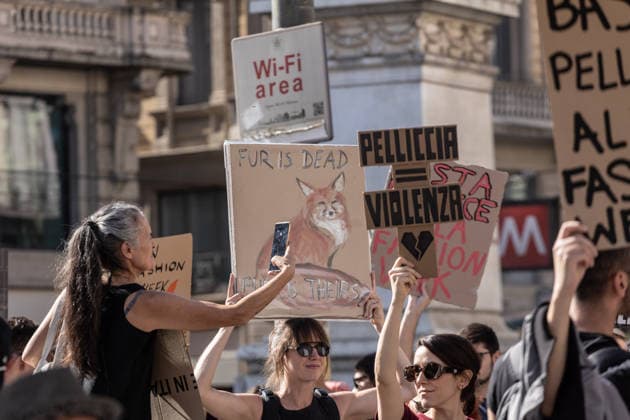 Protesters march against fur during Milan Fashion Week MILAN, ITALY - SEPTEMBER 26: Hundreds of people participate in an anti-fur march carrying protest banners and signs during Milan Fashion Week in Milan, Italy, on September 26, 2026. The initiative is part of a global campaign that has seen more than 240 demonstrations across 14 countries since its launch in January 2026. Andrea Carrubba Anadolu Milan Italy. Editorial use only. Please get in touch for any other usage.  Copyright: x2026xAnadoluxAndreaxCarrubbax