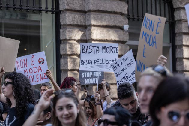 Protesters march against fur during Milan Fashion Week MILAN, ITALY - SEPTEMBER 26: Hundreds of people participate in an anti-fur march carrying protest banners and signs during Milan Fashion Week in Milan, Italy, on September 26, 2026. The initiative is part of a global campaign that has seen more than 240 demonstrations across 14 countries since its launch in January 2026. Andrea Carrubba Anadolu Milan Italy. Editorial use only. Please get in touch for any other usage.  Copyright: x2026xAnadoluxAndreaxCarrubbax