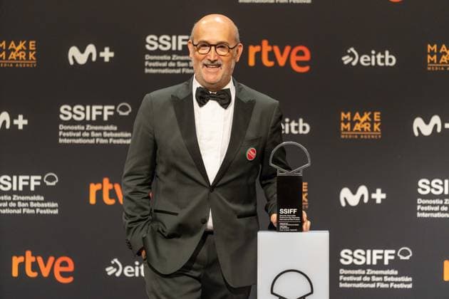 Tender Loving Care wins the Golden Shell at the 74th San Sebastian International Film Festival SAN SEBASTIAN, SPAIN - SEPTEMBER 26: The British film by director Mike Leigh has won the Golden Shell for Best Film Tender Loving Care , at the 74th San Sebastian International Film Festival in Spain on September 26, 2026. Its lead actress, Kate O Flynn, won the Silver Shell for Best Performance, and director Mike Leigh won the award for Best Screenplay. Javi Julio Anadolu San Sebastian Spain. Editorial use only. Please get in touch for any other usage.  Copyright: x2026xAnadoluxJavixJuliox