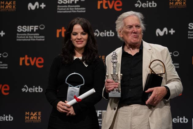 Tender Loving Care wins the Golden Shell at the 74th San Sebastian International Film Festival SAN SEBASTIAN, SPAIN - SEPTEMBER 26: The British film by director Mike Leigh has won the Golden Shell for Best Film Tender Loving Care , at the 74th San Sebastian International Film Festival in Spain on September 26, 2026. Its lead actress, Kate O Flynn, won the Silver Shell for Best Performance, and director Mike Leigh won the award for Best Screenplay. Javi Julio Anadolu San Sebastian Spain. Editorial use only. Please get in touch for any other usage.  Copyright: x2026xAnadoluxJavixJuliox