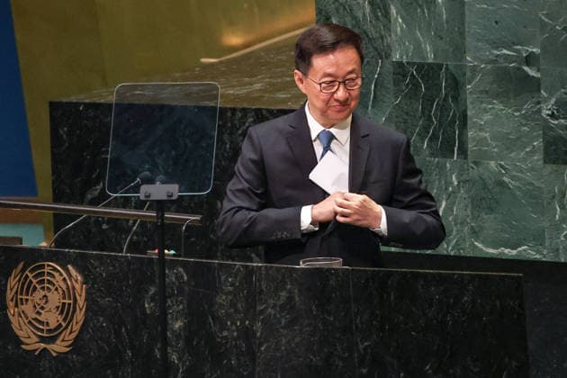September 26, 2026, New York, New York, United States: Vice President of China HAN ZHENG puts his speech in his jacket pocket after addressing the General Debate of the 81st UN General Assembly, presenting ChinaÃ¢â‚¬â ¢s positions on the international situation, global governance, multilateralism, peace and security and sustainable development, while calling for a stronger role for the UN in addressing global challenges. His participation comes as China marks 55 years since the restoration of the PeopleÃ¢â‚¬â ¢s Republic of ChinaÃ¢â‚¬â ¢s seat at the UN. New York United States - ZUMAo116 20260926_znp_o116_002 Copyright: xBiancaxOterox