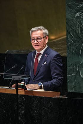 September 26, 2026, New York, New York, United States: THONGSAVANH PHOMVIHANE, Deputy Prime Minister and Minister of Foreign Affairs of Laos, addresses the General Debate of the 81st UN General Assembly, highlighting development and regional cooperation as Laos works to transform from a landlocked to a land-linked country through greater connectivity and international cooperation. New York United States - ZUMAo116 20260926_znp_o116_036 Copyright: xBiancaxOterox