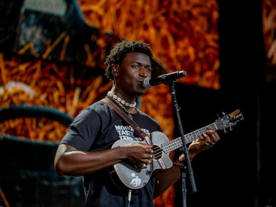 September 26, 2026, Virginia Beach, Virginia, USA: MON ROVIA performs at Farm Aid 2026. Through music and family farm produced food, and farmer presentations, this annual festival shines a spotlight on the critical need for family farms to succeed. Virginia Beach USA - ZUMAd155 20260926_znp_d155_019 Copyright: xSuexDorfmanx