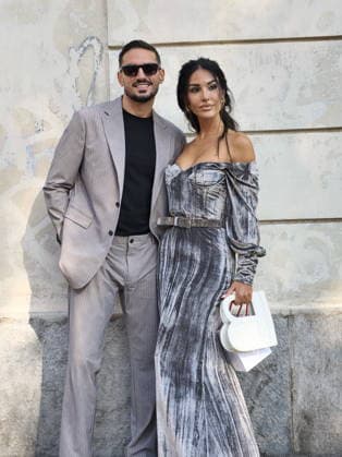 IPA89015031 - Milan, Milan Women s Fashion Week: Spring Summer 2026–2027 — Women s Fashion, Spring Summer 2026–2027 — Laura Biagiotti fashion show — Pictured: Rosa Perrotta and Pietro Tartaglione.  Copyright: xLucaxPontix xLucaPonti IpaAgencyx IPA89015031