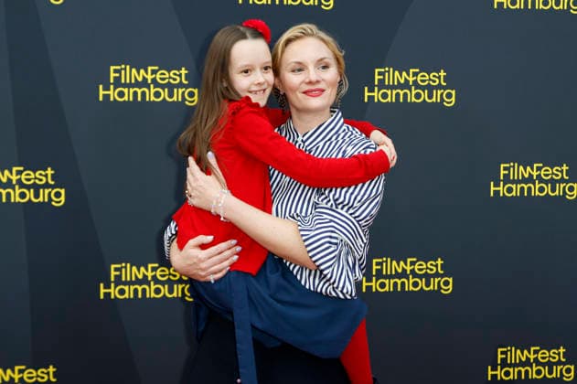 Elise Lindner and Rosalie Thomass at the premiere of the feature film *Lies About My Mother* at the 34th Filmfest Hamburg 2026 at Cinemaxx Dammtor in Hamburg, September 26, 2026 Foto:xC.xTamckex xFuturexImagex luegen_6960