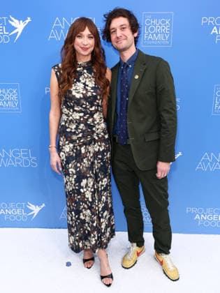 Project Angel Food s Angel Awards 2026 HOLLYWOOD, LOS ANGELES, CALIFORNIA, USA - SEPTEMBER 26: Lauren Lapkus and husband Mike Castle arrive at Project Angel Food s Angel Awards 2026 held at The Chuck Lorre Family Foundation Campus at Project Angel Food on September 26, 2026 in Hollywood, Los Angeles, California, United States. Hollywood The Chuck Lorre Family Foundation Campus at Project Angel Food California United States Copyright: xXavierxCollin ImagexPressxAgencyx