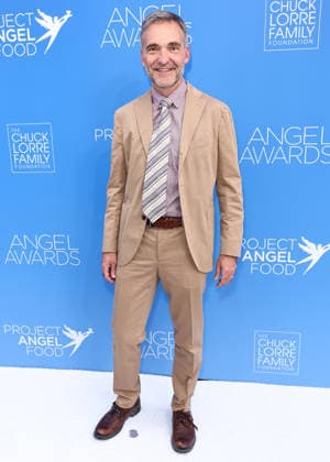 Project Angel Food s Angel Awards 2026 HOLLYWOOD, LOS ANGELES, CALIFORNIA, USA - SEPTEMBER 26: Steve Holland arrives at Project Angel Food s Angel Awards 2026 held at The Chuck Lorre Family Foundation Campus at Project Angel Food on September 26, 2026 in Hollywood, Los Angeles, California, United States. Hollywood The Chuck Lorre Family Foundation Campus at Project Angel Food California United States Copyright: xXavierxCollin ImagexPressxAgencyx
