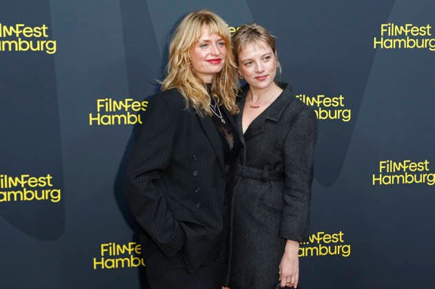 Leonie Krippendorff and Jella Haase at the premiere of the feature film *Kinder der Sonne* (*Children of the Sun*) at the 34th Filmfest Hamburg 2026 at Cinemaxx Dammtor in Hamburg, September 26, 2026 Foto:xC.xTamckex xFuturexImagex kinder_6944